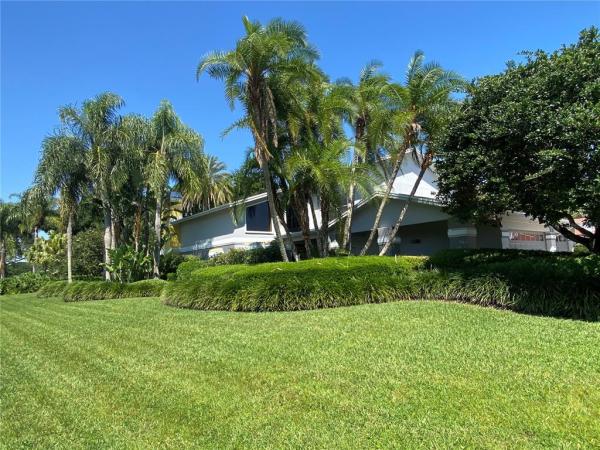 CLUBHOUSE ESTATES OF COUNTRYSIDE