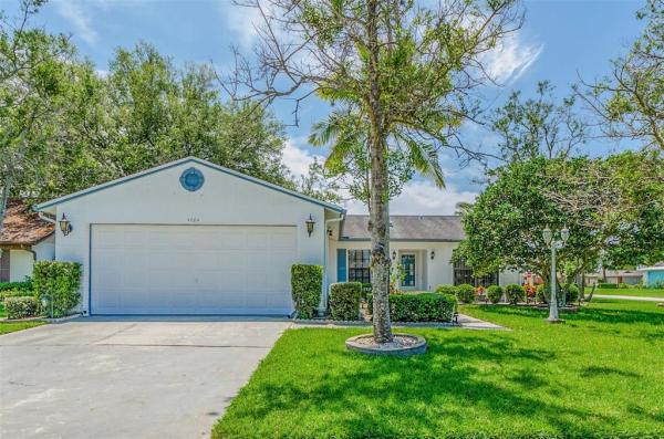 LAKES UNIT II PHASE I SEC III, THE LOT 196