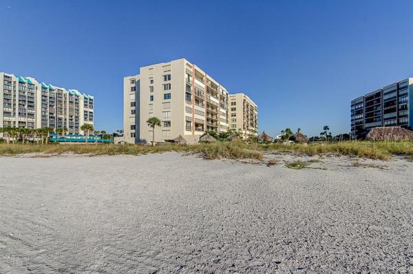 SAND KEY CONDO SOUTH