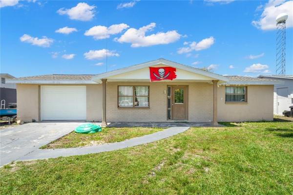 HOLIDAY LAKE ESTATES