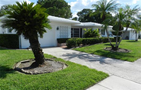 MAINLANDS OF TAMARAC BY THE GULF UNIT 4 CONDO