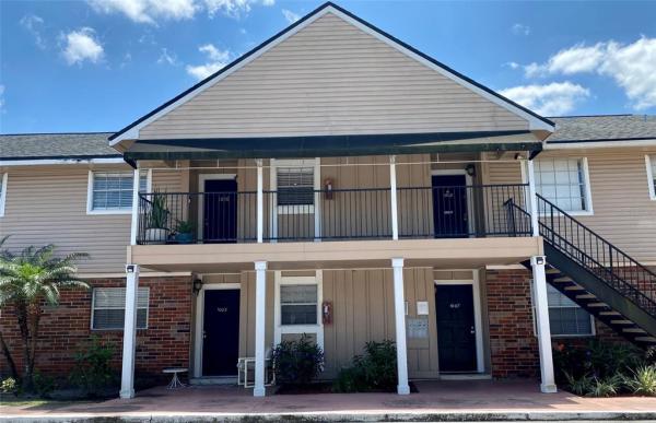 VENETIA COUNTRY CLUB CONDO