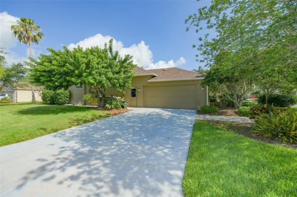 PARKWOOD LAKES PH I & II