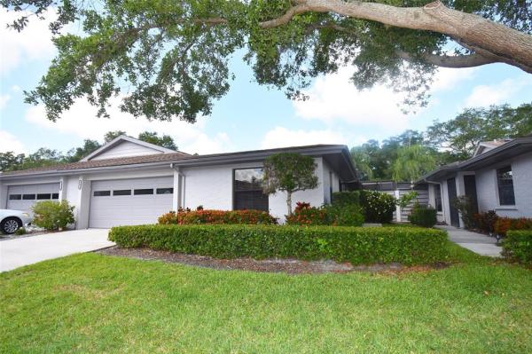 CENTER GATE ESTATE VILL 4