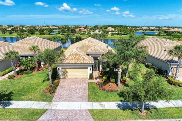 ISLANDWALK AT THE WEST VILLAGE