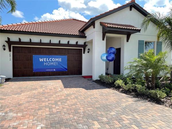 MEDLEY AT SOUTHSHORE BAY