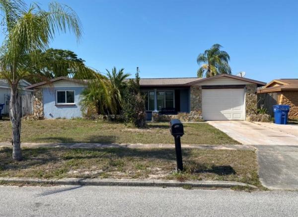 HOLIDAY GARDENS ESTATES