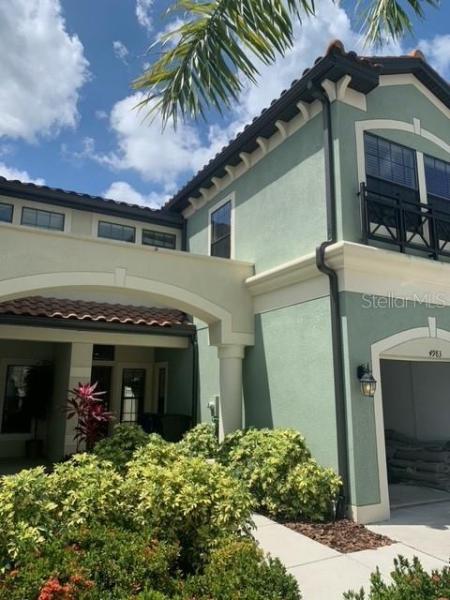 MUIRFIELD VILLAGE AT HONORE