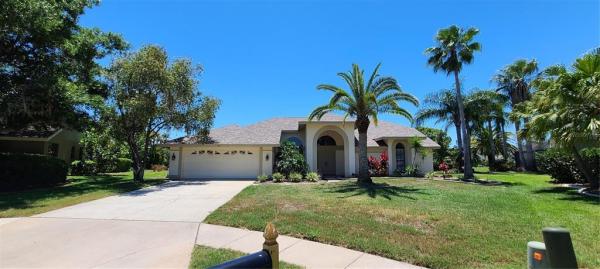 LAKESHORE VILLAGE AT WOODFIELD