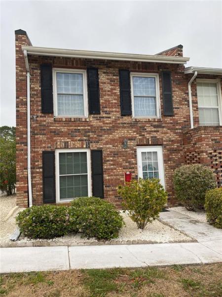 ROYAL CRESCENT CONDO