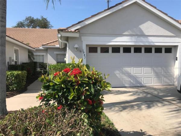 PELICAN POINTE GOLF & COUNTRY CLUB