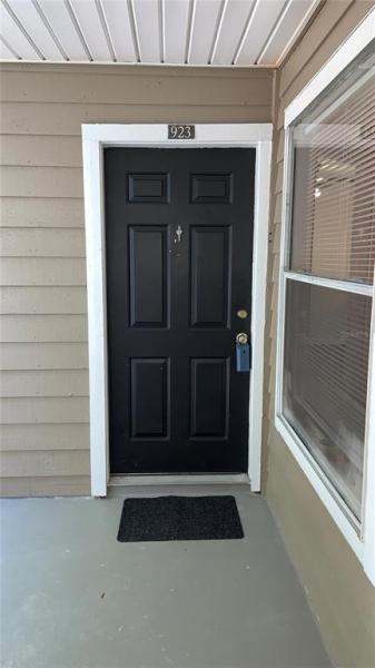 WALDEN PALMS CONDO BLDG 9