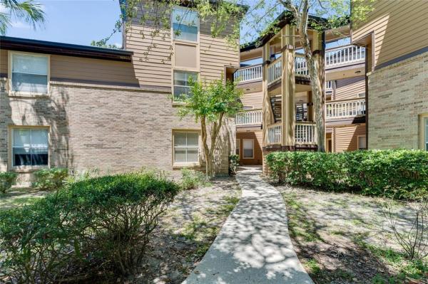 WINDSOR AT SABAL WALK A CONDO