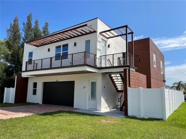 HUDSON BEACH ESTATES