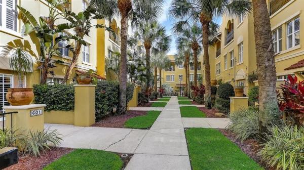 LANDCRAFT DELEON TWNHMS