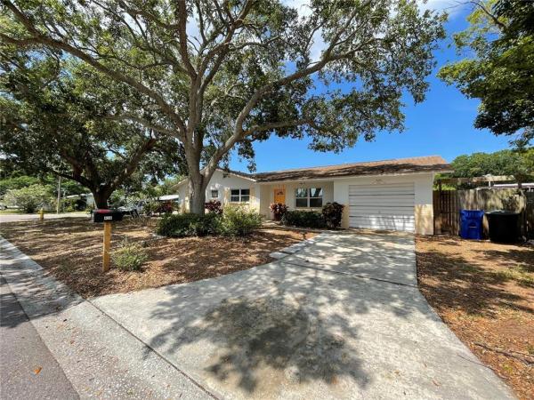 COLONIAL VILLAGE 2ND ADD