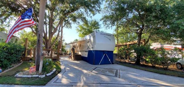 OUTDOOR RESIDENCE RIVER RANCH RV RESIDENCE