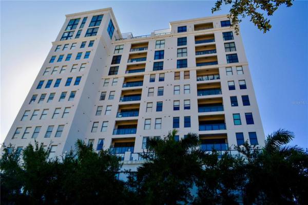 WALKER-WHITNEY PLAZA CONDO