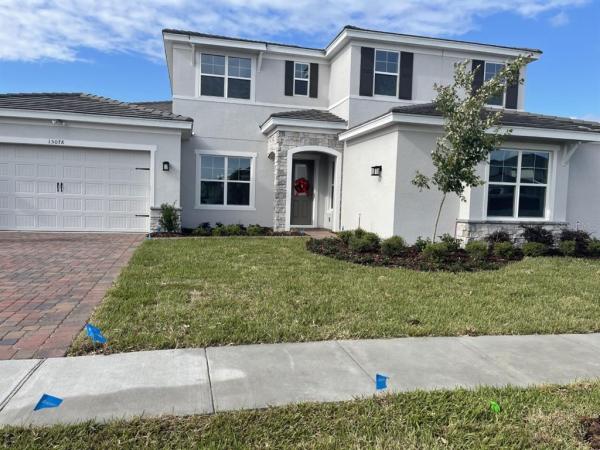 HIGHLANDS AT SUMMERLAKE GROVES