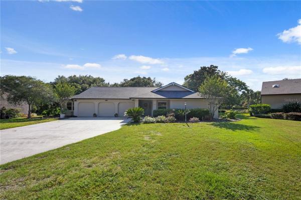 ORANGE TREE COUNTRY CLUB