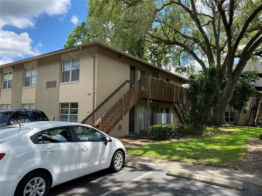 LUCERNE OAKS CONDO - фото