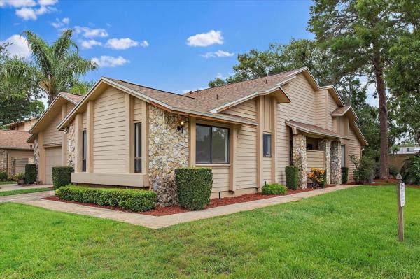 GOVERNORS POINT PH 1