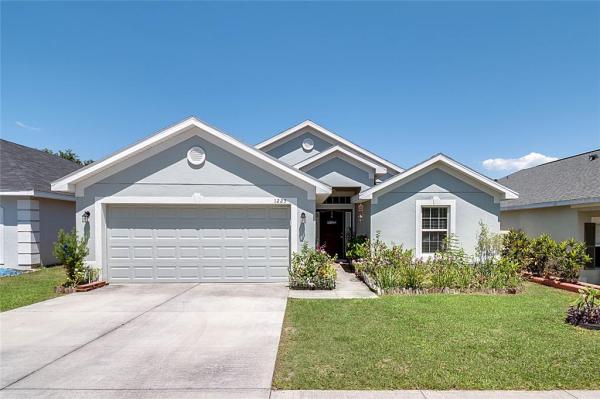 TAVARES PINES AT LAKE SAUNDERS PH 02