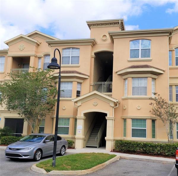 TERRACE RIDGE AT TOWN CENTER EAST CONDO