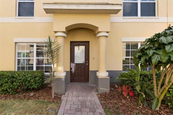 CHARLESTON PLACE TWNHMS