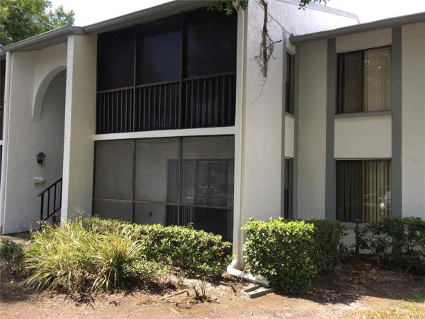 PINE RIDGE AT LAKE TARPON VILLAGE