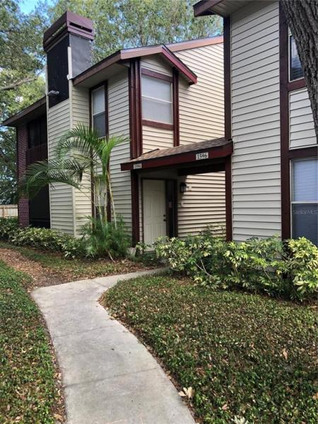 HARBOURTOWNE AT COUNTRY