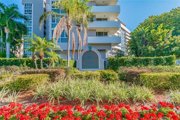 BEACON ON 3RD ST THE