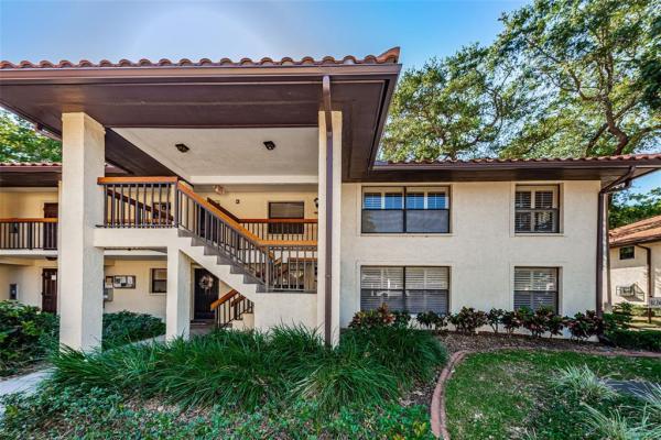 HAMMOCK PINE VILLAGE