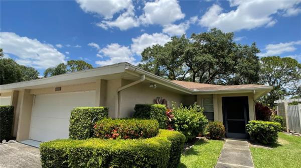 CENTER GATE VILLAGE 4