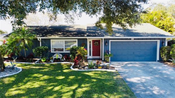 MEADOW RUN AT JACARANDA