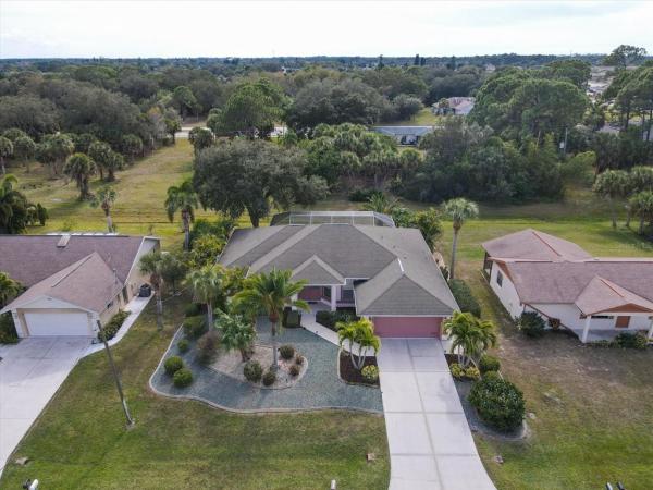 ROTONDA WEST PEBBLE BEACH