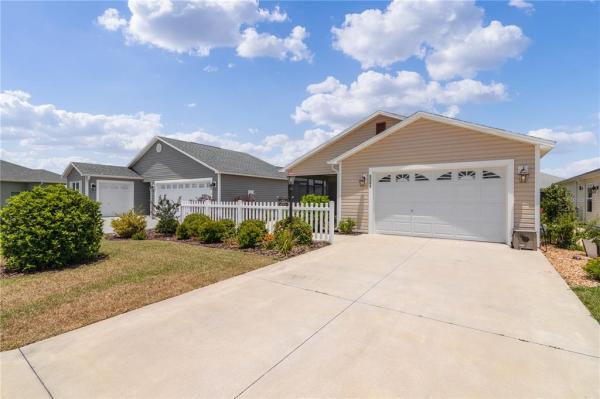 VILLAGE/FENNEY MAGNOLIA VILLAS