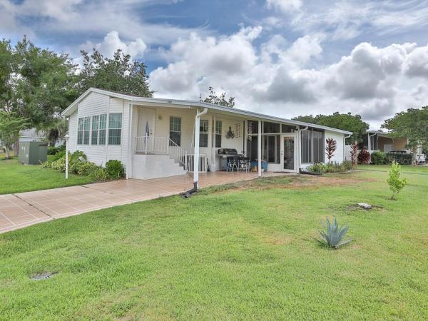 HERITAGE WOOD'N LAKES ESTATES