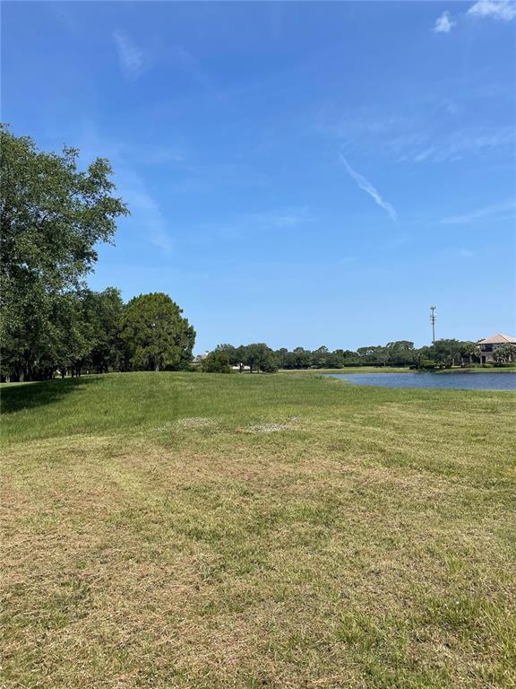 FOUNDERS CLUB - фото