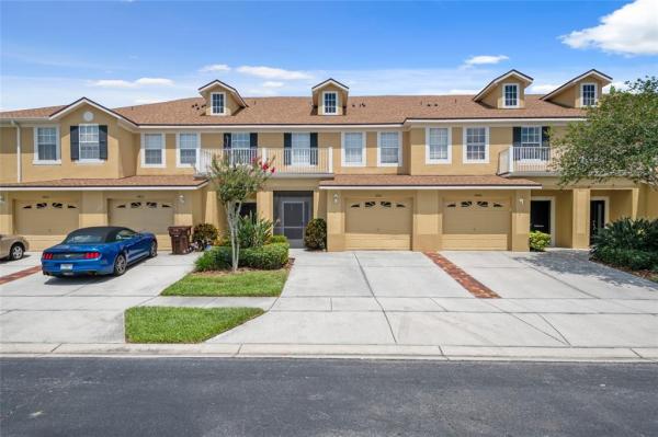 TWNHOMES FLORA RIDGE P2