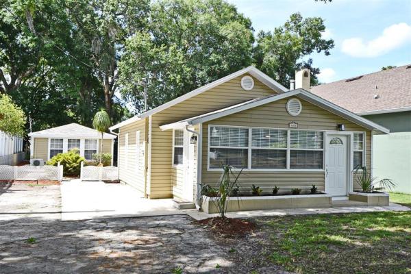 MOUNT DORA DICKERMAN