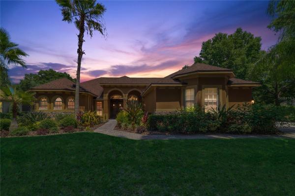 ESTATES AT WINDERMERE