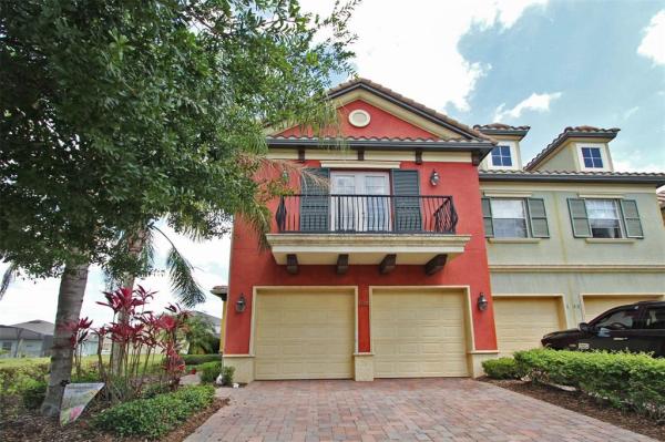 LAKESIDE VILLAS AT PROVIDENCE PH 01