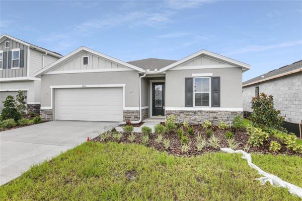 SEASONS AT RIVERSTONE