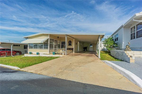 SPANISH TRAILS VILLAGE CONDO