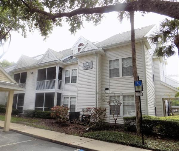 BENTLEY AT COBBS LANDING CONDO THE