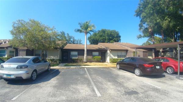 HOLIDAY LAKE VILLAS CONDO