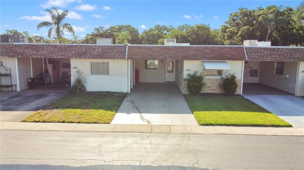 SKYE LOCH VILLAS UNREC