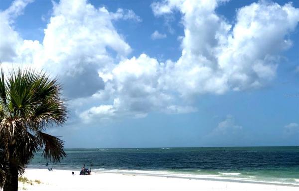 ASTORIA BEACH CLUB CONDO