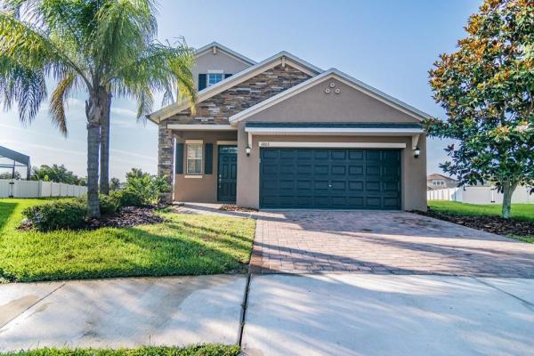 VILLAGES OF TRINITY LAKES